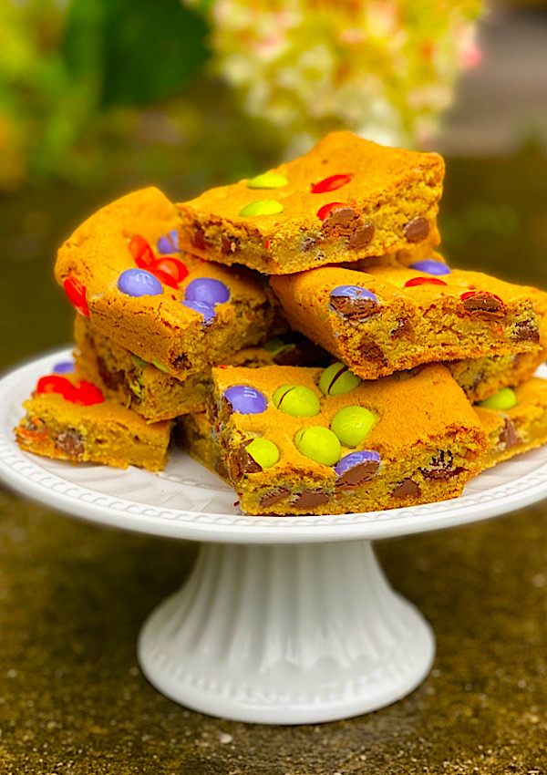 Halloween Cookie Bars